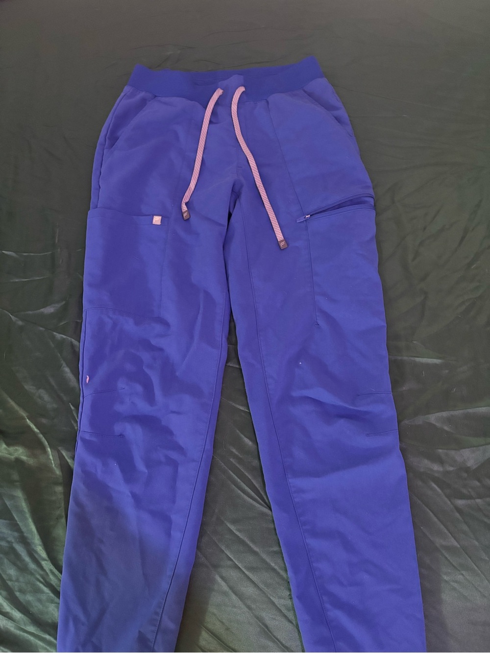Fabletics Scrub Set